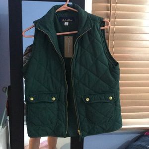 NWT Green Quilted Vest